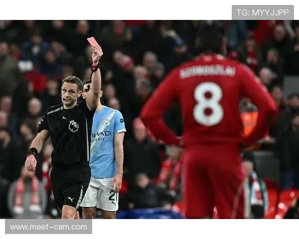 曼城冠军梦破碎背后，战术变革与阵容疲劳如何埋下危机？